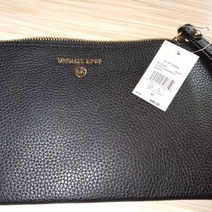 Michael Kors  Zip Clutch